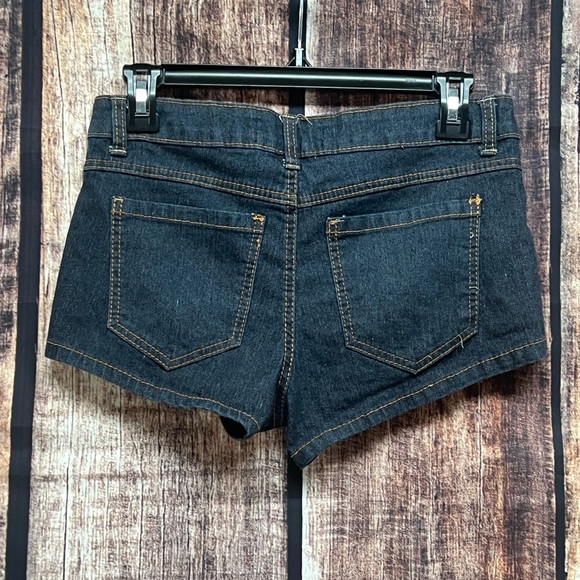 Zecchino Dark Wash Denim Short Shorts - size 7 - Picture 3 of 7